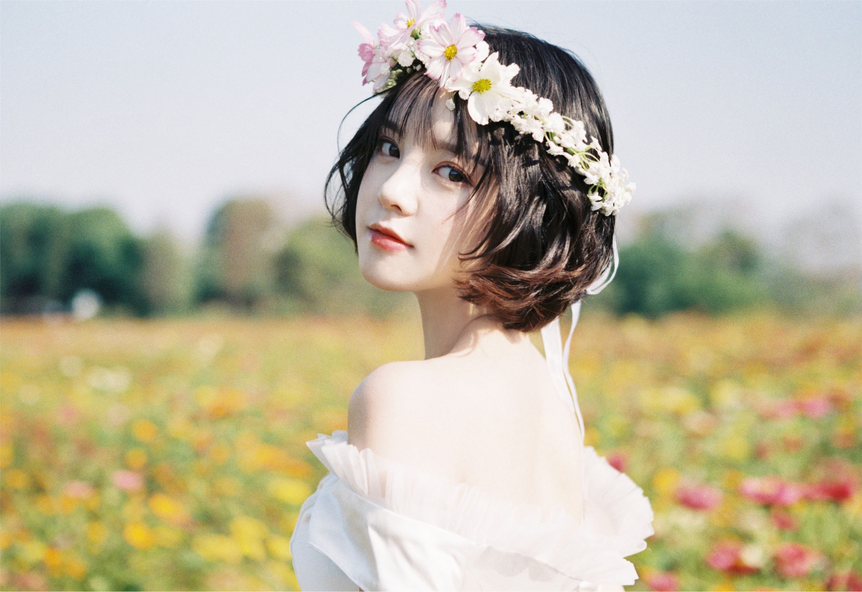 YITUYU艺图语 2025.01.31 少女情怀总是诗 雨一颗